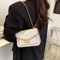 Sacs à bandoulière carrés en cuir PU à prix de gros, avec empiècements contrastés, petite pochette à rabat avec chaîne et fermoir doré