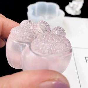 Cat Paw Silicone <b>Mold</b> 5.8x5.4x3.2 Cm Non-Toxic For <b>Candle</b> Cake Chocolate DIY Making - Product Image 4