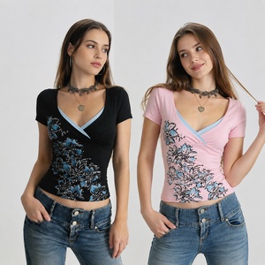 Camiseta de Manga Corta con Estampado Vintage Gótico Oscuro para Mujer, Cuello en V, Tejido de Punto, Informal, de Alta Calidad, Blusa Sexy de Verano - Product Image 1