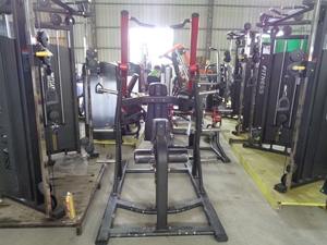 Máquina de gimnasio comercial de doble función para press de pecho isolateral y polea lateral con carga de placas, logotipo personalizado OEM - Product Image 5