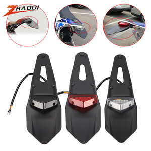 Luz Trasera LED Triangular Universal para Motocicleta, Luz de Freno, Luz de Matrícula - Product Image 1