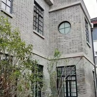 Ventana Abatible Personalizada Popular con Rotura de Puente Térmico, Triple Vidrio y Rejillas Decorativas