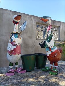 Vente directe d'usine <span class=keywords><strong>de</strong></span> produits artisanaux en métal, seaux à fleurs en fer forgé en forme <span class=keywords><strong>de</strong></span> canard mignon, décorations <span class=keywords><strong>de</strong></span> jardin, <span class=keywords><strong>de</strong></span> <span class=keywords><strong>maternelle</strong></span> et <span class=keywords><strong>de</strong></span> pelouse - Product Image 2