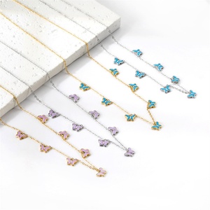 สร้อยคอจี้ผีเสื้อเคลือบสีสแตนเลสสตีลสไตล์มินิมอลสำหรับผู้หญิง - Product Image 1