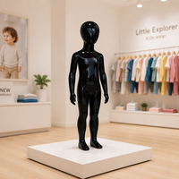 Mannequin enfant noir brillant en plastique, ensemble de présentation de bas du corps pour pantalons, idéal pour vitrines de magasins et présentoirs de vêtements