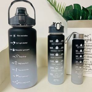 Bouteilles d'eau 2l/0,8 l 3 en 1 en plastique pour le sport sans Bpa, ensemble de 3 avec paille et poignée, 1 pièce - Product Image 6