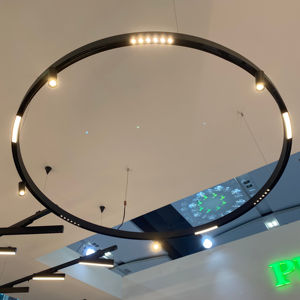 Haute qualité moderne Led piste Grille lumière boutique Focus lampe détail <span class=keywords><strong>Spot</strong></span> luminaires Surface magnétique <span class=keywords><strong>suspendu</strong></span> piste <span class=keywords><strong>Rail</strong></span> - Product Image 1