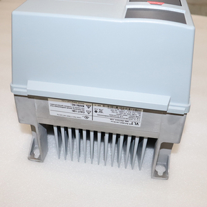 ไดรฟ์ AC รุ่น VLT FC-302 กำลังไฟ 22 กิโลวัตต์ แรงดันไฟฟ้า 380-500 โวลต์ ควบคุมความเร็วรอบแบบปรับได้ - Product Image 5