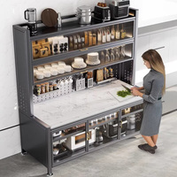 Meuble de rangement de cuisine haut de gamme sur pied avec étagère pour micro-ondes, armoire buffet et porte-bagages à portes