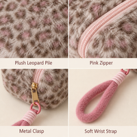 Sac cosmétique en peluche imprimé léopard OEM pour femme, pochette de maquillage portable, sac de rangement de voyage pour articles de toilette, sac de mode pour femmes, vente en gros