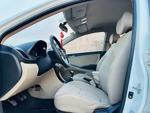 <span class=keywords><strong>Toyota</strong></span> YARiSs L modèle 1.5G manuel <span class=keywords><strong>Dynamic</strong></span> Edition <span class=keywords><strong>2014</strong></span> - Product Image 6