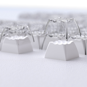 Teclado mecánico de eje magnético transparente para PC de 136 teclas OEM HJSDZHI <span class=keywords><strong>Magic</strong></span> Wave White Keycap Set grabado lateral - Product Image 1