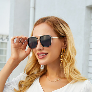 Lunettes de soleil carrées pour hommes XH3240, monture en alliage de cuivre noir, protection UV400, pour la pêche, les sorties, la mode - Product Image 4