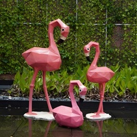 Statue de flamant rose en résine personnalisée en gros d'usine, sculpture extérieure en résine de flamant rose, sculpture en fibre de verre de flamant rose, flamant rose en résine à vendre