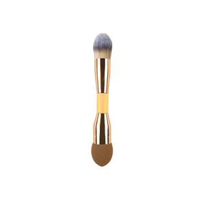 Double-Ended <b>Foundation</b> Brush With Sponge Tip Wooden Handle Synthetic Fibers Round Shape For Makeup Application - Product Image 3