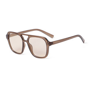 Gafas de Sol de gran tamaño de diseñador, gafas de sol de moda para hombre y mujer, monturas de gafas de piloto con remaches Vintage, protección UV - Product Image 4