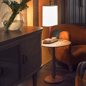 Lámpara de Mesa Vintage Estilo Wabi Sabi, Madera Sólida, Fuente de Luz LED, Base para Bombilla E27, Control de Interruptor, Luz Ambiental para Dormitorio, Estudio, Entrada - Product Image 1