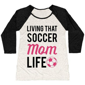 Maglietta da Baseball Tri-Blend femminile che vive quella vita di mamma calcio - Product Image 4