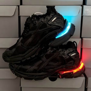 2026 Designer Track Sneakers <b>Led</b> <b>Light</b> Running Sport Shoes Designer Track <b>LED</b> Chunky Walking Style Shoes Running Shoes - Product Image 6