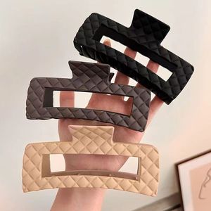 Large Square Hair <b>Clips</b> 13 Cm Quilted Design For Women Daily Use - Product Image 1