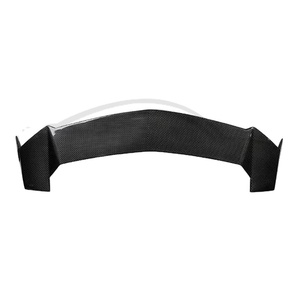 Aileron de coffre arrière en fibre de carbone pour Lamborghini URUS 2018-2024 2020 2021 Accessoire de réglage - Product Image 1