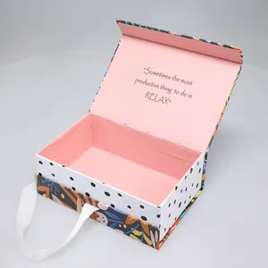 奢华花式花朵图案圆点丝带手柄纸包装折叠磁性礼品盒