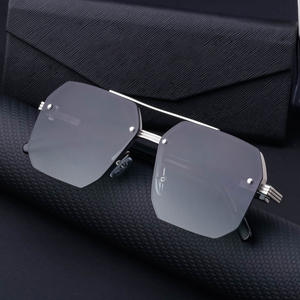 แว่นกันแดดสไตล์ใหม่ผู้หญิงครึ่งขอบ UV400 ป้องกันแฟชั่นกรอบพีซีสีดำคลาส 2 แว่นกันแดด XS 2307 - Product Image 4