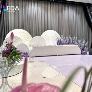 ฉากหลังงานแต่งงานแบบกำหนดเอง LEDA Modern พร้อมโครงโลหะและผ้าสำหรับตกแต่งงานอีเว้นท์ ขนาดและสีตามสั่ง - Product Image 2