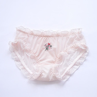 String sexy et respirant en spandex pour femmes, lingerie en soie rouge transparente, dentelle, sous-vêtements tricotés mignons, décoration brodée