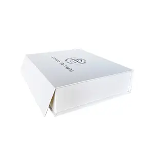 De lujo de alta calidad de cartón de embalaje de estampado en caliente de cierre magnético personalizado Cajas de Regalo para ropa con cinta