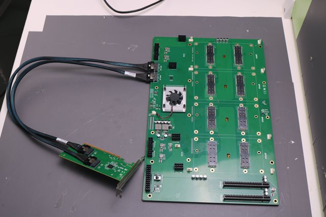 4-Card V100 SXM2 Baseboard with NVLink Support for Multi-GPU Configuration
