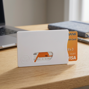 Tarjetero Minimalista Sin Marca para Tarjetas de Crédito RFID, Material PU Ligero, Logotipo Personalizado, Uso Comercial, Porta Identificaciones - Product Image 3
