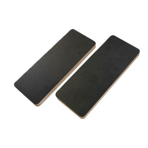 Tablero <span class=keywords><strong>de</strong></span> Contrachapado Fenólico Recubierto <span class=keywords><strong>de</strong></span> Película Negra <span class=keywords><strong>de</strong></span> 1220x2440mm y 15mm <span class=keywords><strong>de</strong></span> Espesor para Encofrados <span class=keywords><strong>de</strong></span> Construcción, Utilizado para Construcción Exterior - Product Image 3