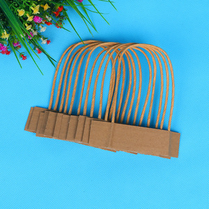 Sac d'emballage en papier kraft avec poignée en corde de papier décorative colorée 5,5*11,5, personnalisable - Vente en gros - Product Image 1