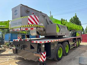 2020 Zoomlion ZTC550H552 Grue mobile montée sur camion d'occasion de 55 tonnes avec contrepoids de 11.5 tonnes et machines lourdes à flèche de 62m - Product Image 4