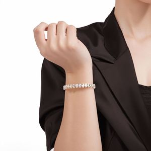 Bracelet ouvert en zircone cubique en forme de goutte d'eau pour femmes, bijoux de couleur or à porter au quotidien - Product Image 2