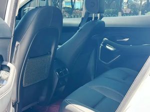 Nueva llegada Premium Sporty 2,0 T 48V Mild Hybrid 4WD <span class=keywords><strong>Jaguar</strong></span> <span class=keywords><strong>EPACE</strong></span> RDYNAMIC SE NEGRO 2024 - Product Image 5