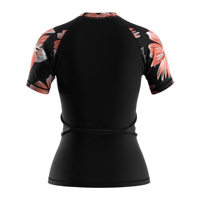 Rashguard noir à manches courtes pour sports nautiques UPF 50+ Séchage rapide Coupe ajustée Fabricant de vêtements de sport OEM