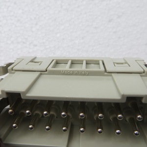 Conector Csem de 16 Pines de Alta Resistencia, Macho, 16A 500V, Material Ignífugo para PC - Product Image 3
