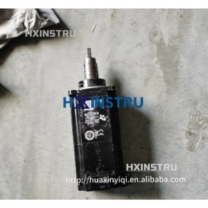 YASKAWA Clé d'occasion SGM7J-04AFD2C avec connecteur 400W H - Product Image 3
