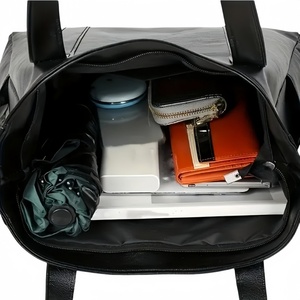 Ensemble de sacs fourre-tout de luxe pour femmes, imperméables, personnalisés, avec broderie, tendance, en PU, deux sacs ouverts, vente en gros, haute qualité, durables - Product Image 4