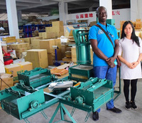 Machine de Moulage de Craie de Qualité Scolaire avec 8 Moules, Production de 800 Pièces par Moule, Moule à Craie en Plastique