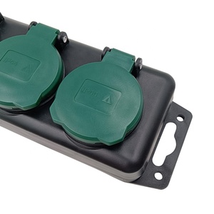EU <strong>Power</strong> Extension <strong>Socket</strong> <strong>5</strong>-Outlets IP44 Waterproof and Moisture-proof with Spring Lid - Product Image 2