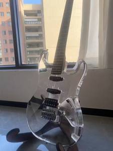 Ensemble de guitare électrique GALYDA, corps en acrylique, manche en érable, étui, cordes, sangle, chevilles de réglage, câble audio, plectre, accordeur - Product Image 5