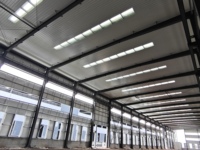 Fabricant de bâtiments en structure acier moderne sur mesure pour entrepôts et ateliers, ignifuges et anticorrosion, montage facile