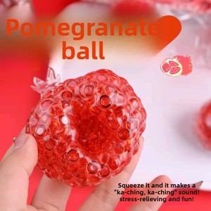 ของเล่นบีบผลไม้จำลอง<span class=keywords><strong>ทับทิม</strong></span>คุณภาพสูง ทำจากพลาสติก ลูกบอลมีเสียง ทำมือ บรรเทาความเครียด สร้างสรรค์ สำหรับเด็ก - Product Image 2