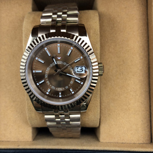 Business Fashion Men's <b>Mechanical</b> <b>Watch</b> with NH35 Movement Stainless Steel Case Dog Tooth Bezel Transparent Back Cover - Product Image 6
