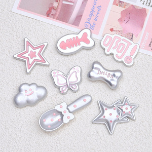 อุปกรณ์ตกแต่งอะคริลิคแบบ DIY สีเงินด้านชมพู รูปแมว โบว์ผีเสื้อ ปลาตัวเล็ก ลูกแมว สำหรับโทรศัพท์ เครื่องเขียน รถยนต์ ของตกแต่ง - Product Image 2