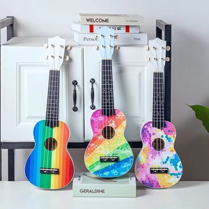Ukulélé <span class=keywords><strong>de</strong></span> 21 pouces avec des images colorées d'instruments <span class=keywords><strong>de</strong></span> <span class=keywords><strong>musique</strong></span> <span class=keywords><strong>un</strong></span> petit ukulélé <span class=keywords><strong>de</strong></span> guitare arc-en-ciel - Product Image 2