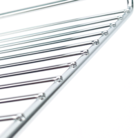 Grille de four robuste pour la manipulation des plateaux à pain, à pâtisserie et à boulangerie